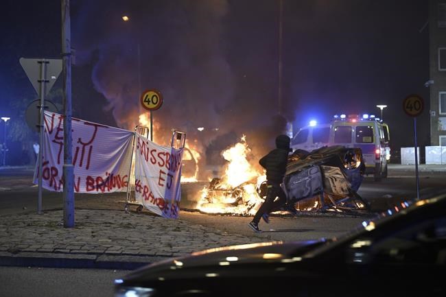 Clashes erupt in Sweden's third largest city after another Quran burning and at least 3 are detained | iNFOnews.ca Clashes erupt in Sweden's third largest city after another Quran burning and at least 3 are detained | iNFOnews.ca