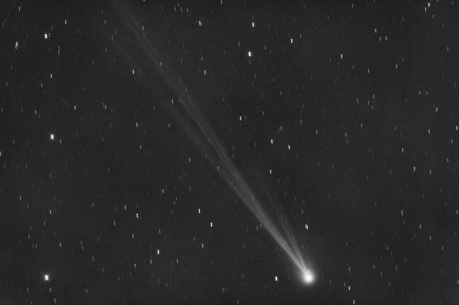 Across the Northern Hemisphere, now's the time to catch a new comet before it vanishes for 400 years | iNFOnews.ca