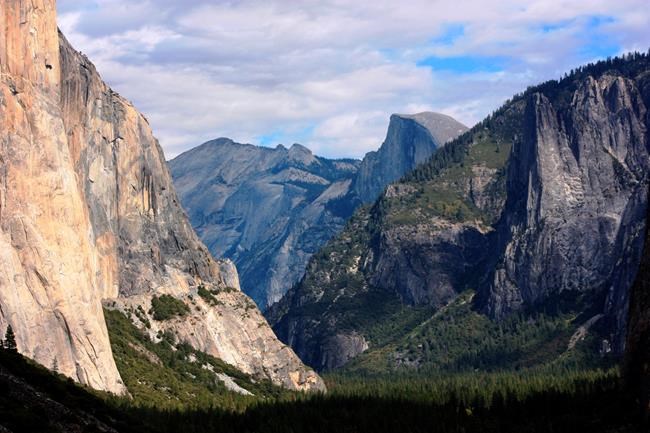 A popular climbing area in Yosemite National Park has been closed due to a crack in a granite cliff | iNFOnews.ca