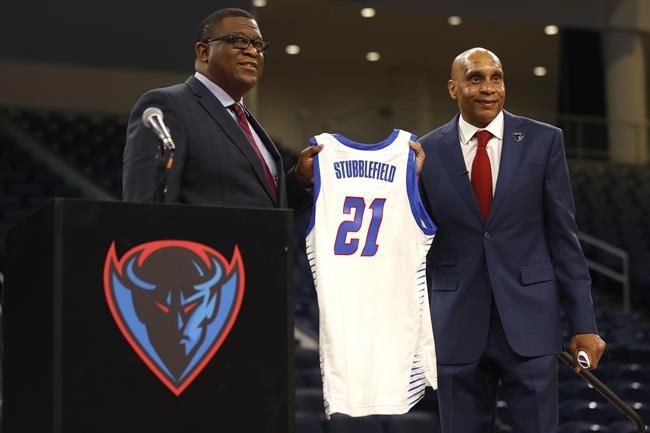 DePaul and athletic director DeWayne Peevy agree to a contract extension through June 2027 | iNFOnews.ca