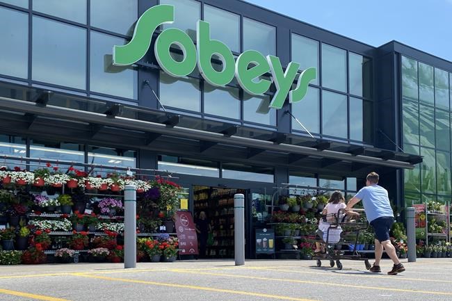 Grocer Empire reports Q1 profit and sales up from year ago | iNFOnews.ca