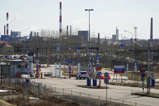Finland joins Baltic neighbors in banning Russian-registered cars from entering their territory | iNFOnews.ca Finland joins Baltic neighbors in banning Russian-registered cars from entering their territory | iNFOnews.ca