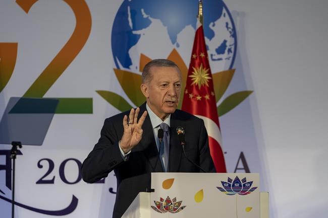 Erdogan says Turkey may part ways with the EU. He implied the country could ends its membership bid | iNFOnews.ca Erdogan says Turkey may part ways with the EU. He implied the country could ends its membership bid | iNFOnews.ca