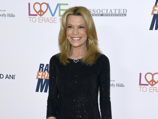 Vanna White extends her time at the puzzle board on 'Wheel of Fortune' for two additional seasons | iNFOnews.ca