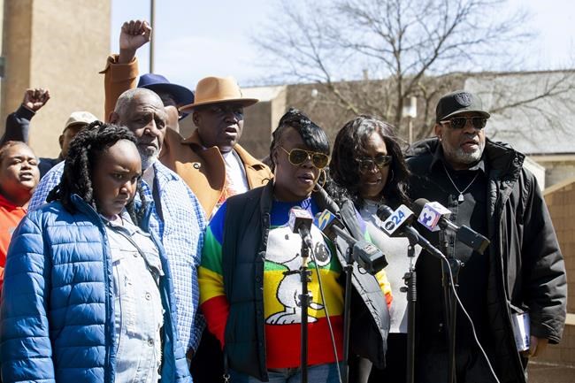 9 deputies charged in death of man beaten in Memphis jail, including 2 for second-degree murder | iNFOnews.ca 9 deputies charged in death of man beaten in Memphis jail, including 2 for second-degree murder | iNFOnews.ca