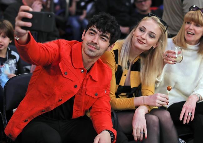 Sophie Turner sues to force estranged husband Joe Jonas to turn over children's passports | iNFOnews.ca