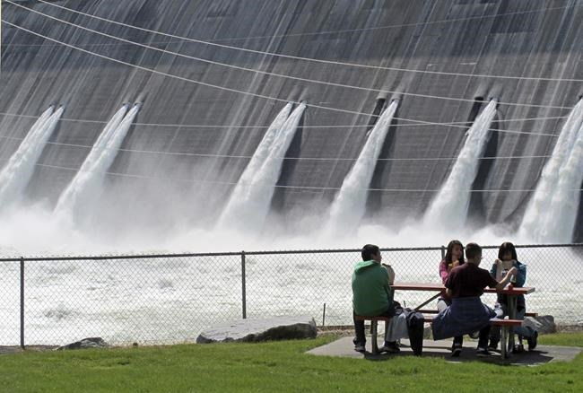 Biden deal with tribes promises $200M for Columbia River salmon reintroduction | iNFOnews.ca Biden deal with tribes promises $200M for Columbia River salmon reintroduction | iNFOnews.ca