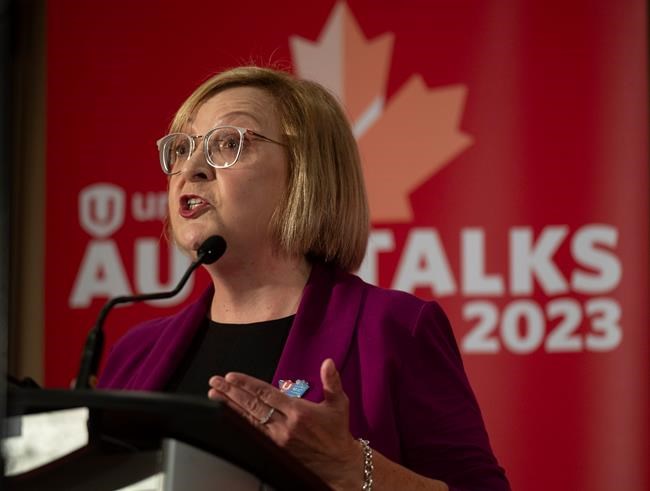 Unifor contract talks with General Motors begin after workers ratify Ford deal | iNFOnews.ca