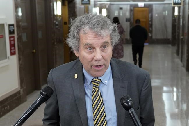 Canadian pot companies cheer as Senate committee advances cannabis finance reforms | iNFOnews.ca
