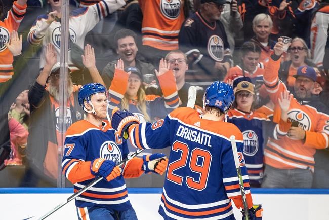 McDavid scores OT winner, Oilers edge Canucks 2-1 in pre-season game | iNFOnews.ca
