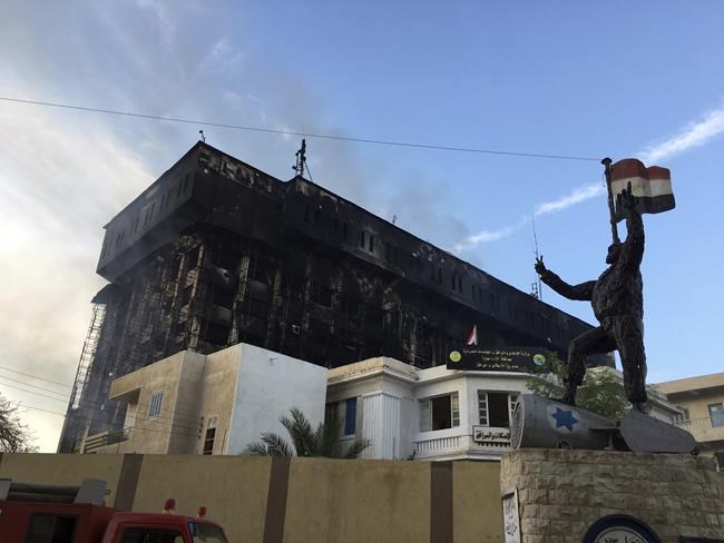 A big fire at a police headquarters in northeastern Egypt injures at least 38 people | iNFOnews.ca