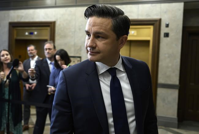 'Photography not allowed,' Poilievre says of ceremony with Algonquin leaders | iNFOnews.ca 'Photography not allowed,' Poilievre says of ceremony with Algonquin leaders | iNFOnews.ca