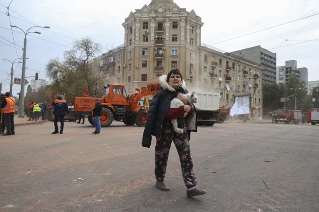 A Russian missile attack in eastern Ukraine kills a 10-year-old boy and his grandmother | iNFOnews.ca