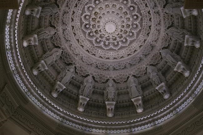 Largest Hindu temple outside India in the modern era opens in New Jersey | iNFOnews.ca Largest Hindu temple outside India in the modern era opens in New Jersey | iNFOnews.ca