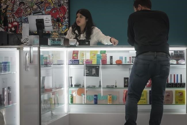 After troubled start, New York is shaking up its legal marijuana market with new competitors | iNFOnews.ca
