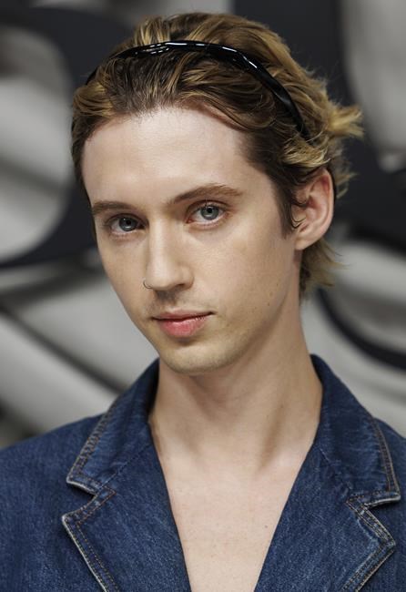 Troye Sivan harnesses 'levity and fun' to fuel third full album, 'Something to Give Each Other' | iNFOnews.ca
