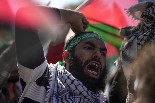 Tens of thousands protest after Muslim prayers across Mideast over Israeli airstrikes on Gaza | iNFOnews.ca