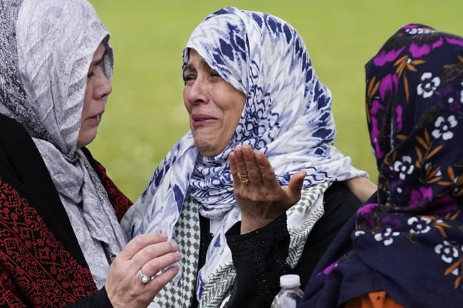 Mourners in heavily Palestinian Chicago suburb remember Muslim boy killed as kind, energetic | iNFOnews.ca
