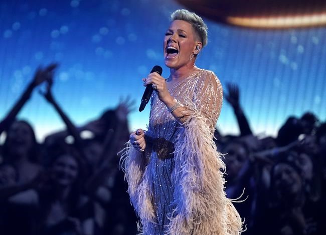 Pink postpones two Vancouver concert dates due to respiratory illness | iNFOnews.ca