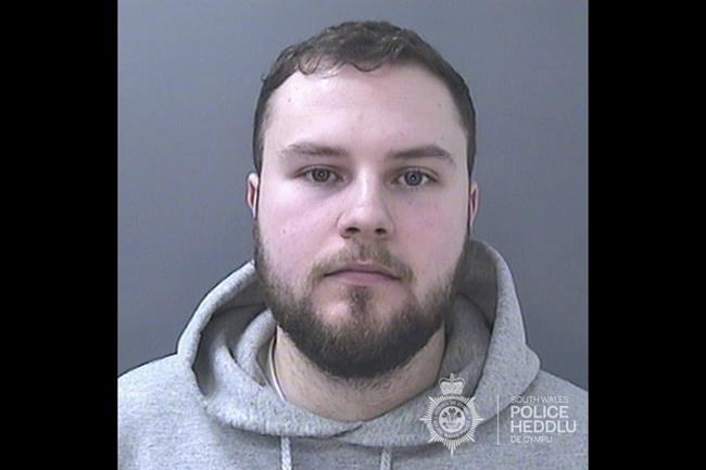 Former British police officer jailed for abusing over 200 girls on Snapchat | iNFOnews.ca Former British police officer jailed for abusing over 200 girls on Snapchat | iNFOnews.ca