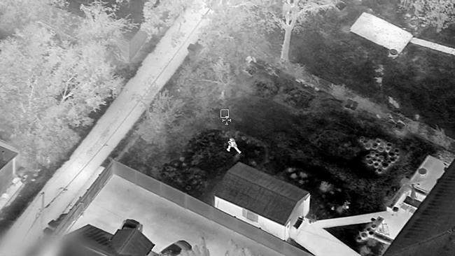 Carjacking call led police to chief's son who was wanted in officers' shooting. He died hours later | iNFOnews.ca Carjacking call led police to chief's son who was wanted in officers' shooting. He died hours later | iNFOnews.ca