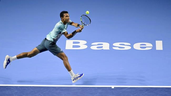 Canada's Auger-Aliassime defends Swiss Indoors title with win over Hurkacz | iNFOnews.ca