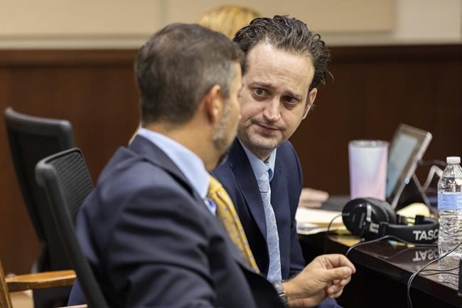 Florida dentist charged in murder-for-hire case says he was a victim of extortion, not a killer | iNFOnews.ca Florida dentist charged in murder-for-hire case says he was a victim of extortion, not a killer | iNFOnews.ca