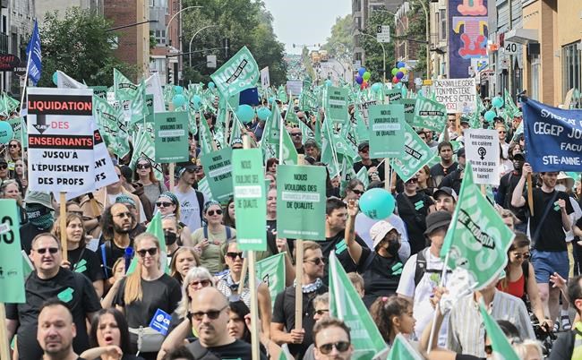 Quebec public sector unions go on strike, announce 72-hour walkout later this month | iNFOnews.ca