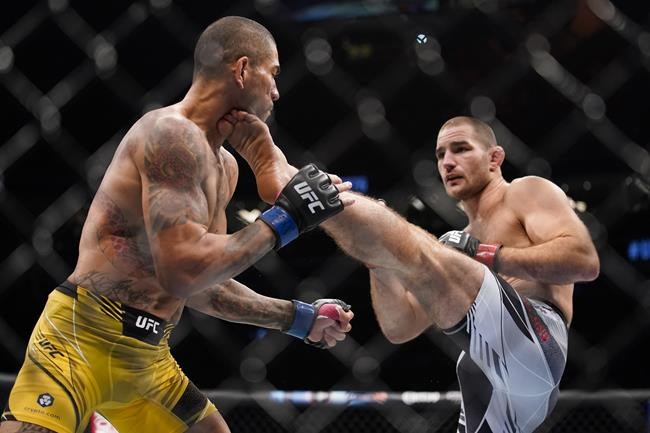 Middleweight title on the line as UFC returns to Toronto with January card | iNFOnews.ca