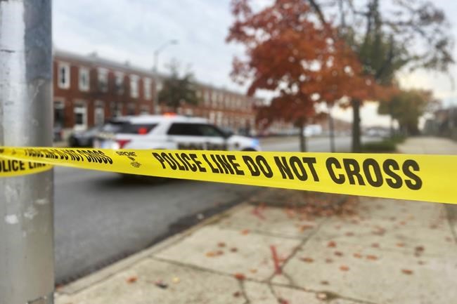 Man killed after pointing gun at Baltimore police, officials say | iNFOnews.ca Man killed after pointing gun at Baltimore police, officials say | iNFOnews.ca