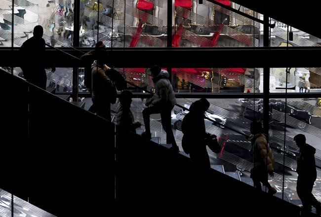 Avoid these 3 business mistakes during the holiday season | iNFOnews.ca
