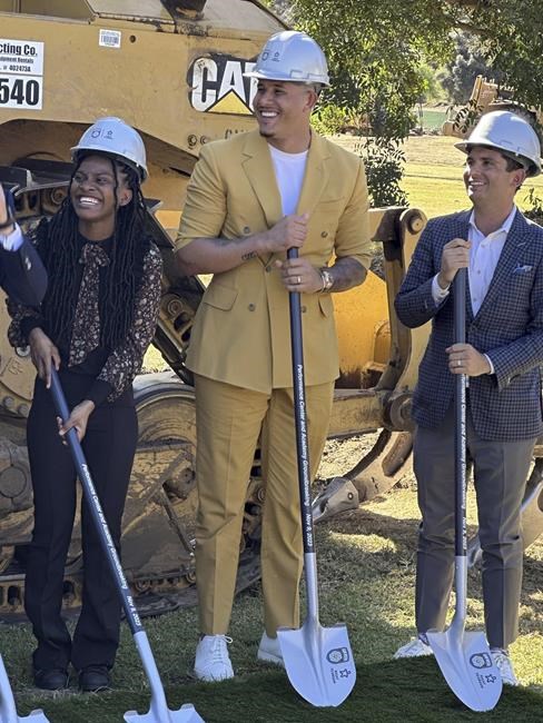 Manny Machado digs in at groundbreaking for San Diego FC's training complex and academy | iNFOnews.ca Manny Machado digs in at groundbreaking for San Diego FC's training complex and academy | iNFOnews.ca