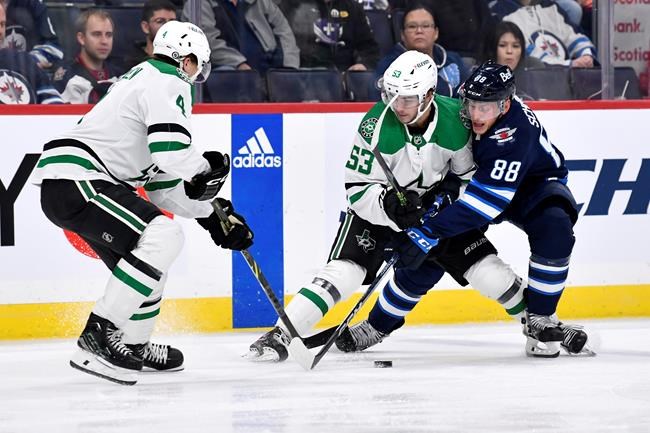 Wyatt Johnston helps Stars fend off Jets 3-2; Winnipeg's three-game win streak ends | iNFOnews.ca
