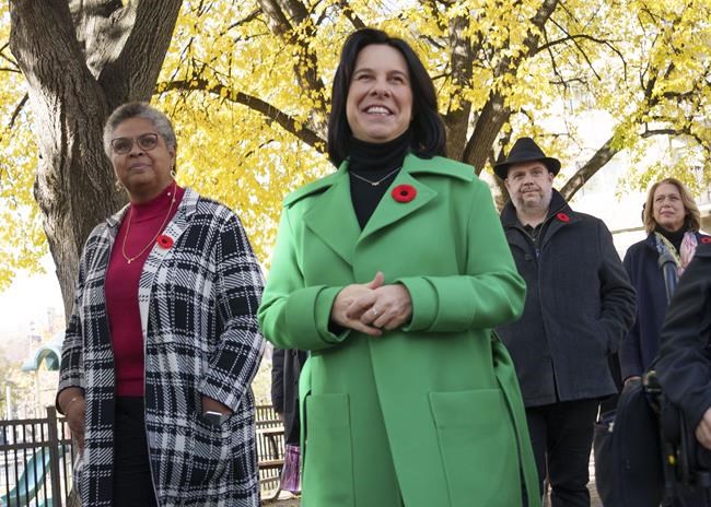 Oysters in Paris: Chair of Montreal's executive committee steps down over expenses | iNFOnews.ca