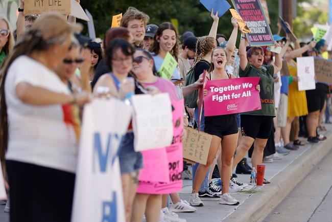Oklahoma Supreme Court keeps anti-abortion laws on hold while challenge is pending | iNFOnews.ca