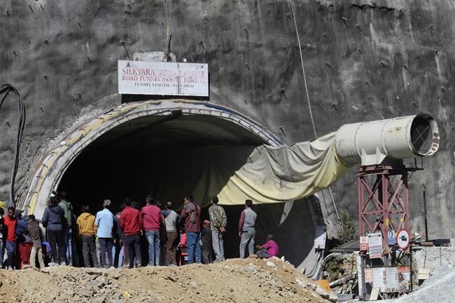 Some of the 40 workers trapped in India tunnel collapse get sick as glitches delay rescue | iNFOnews.ca Some of the 40 workers trapped in India tunnel collapse get sick as glitches delay rescue | iNFOnews.ca