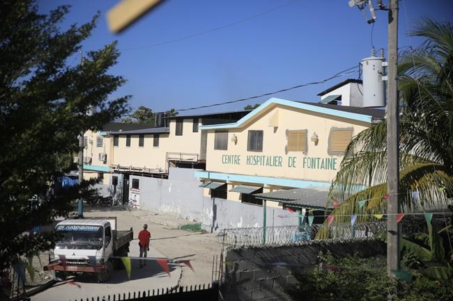 Heavily armed Haitian gang surrounds hospital in capital and traps people inside | iNFOnews.ca
