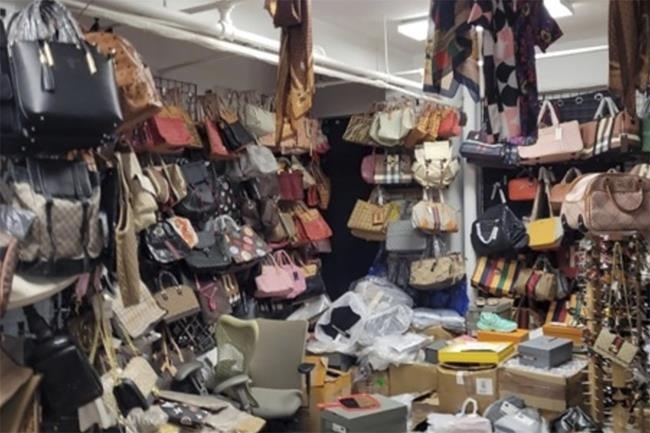 NYC raids net knockoff bags, apparel, said to be worth $1B if items had been real | iNFOnews.ca
