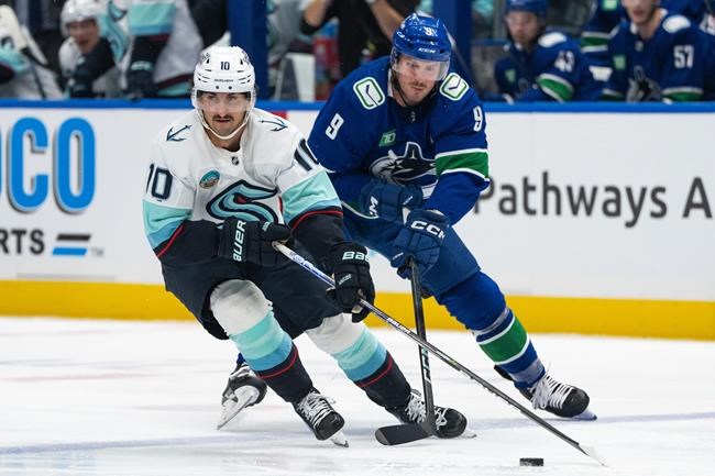Vancouver Canucks fall 4-3 to Seattle Kraken for second straight loss | iNFOnews.ca