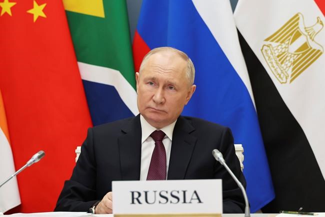 South African leader accuses Israel of war crimes. Putin and Xi strike more cautious note at meeting | iNFOnews.ca South African leader accuses Israel of war crimes. Putin and Xi strike more cautious note at meeting | iNFOnews.ca