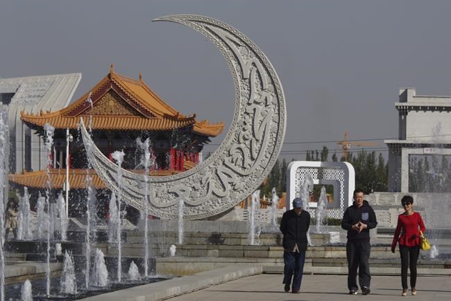 China is expanding its crackdown on mosques to regions outside Xinjiang, Human Rights Watch says | iNFOnews.ca