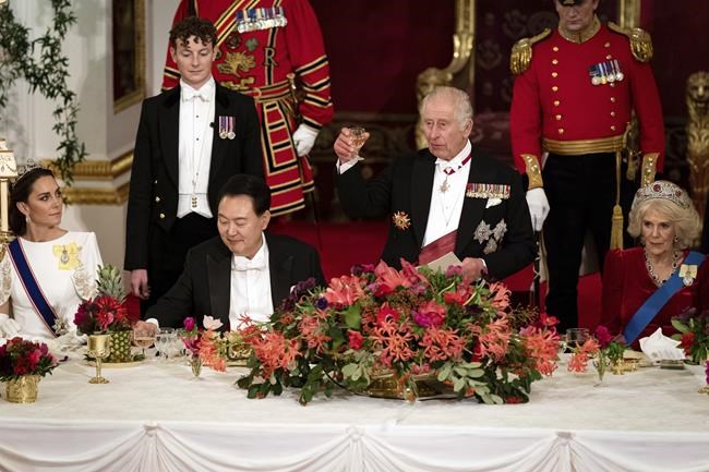 King Charles welcomes South Korea's president with state banquet, mingles with K-pop band Blackpink | iNFOnews.ca