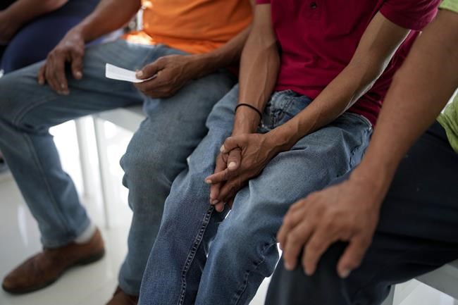 Tensions simmer as newcomers and immigrants with deeper US roots strive for work permits | iNFOnews.ca