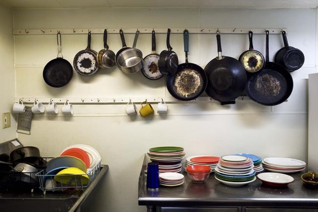 As Airbnb falters, hostels seek to compete | iNFOnews.ca As Airbnb falters, hostels seek to compete | iNFOnews.ca