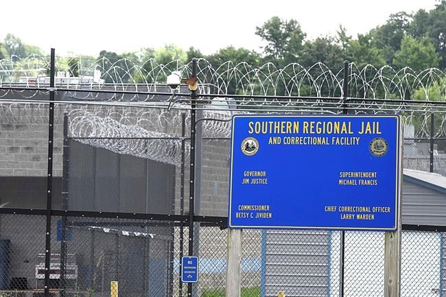 Several former correctional officers indicted after death of man in West Virginia jail | iNFOnews.ca