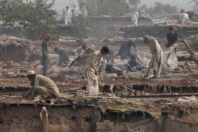 Pakistan's highest court hears petition on forceful deportation of Afghans born in the country | iNFOnews.ca