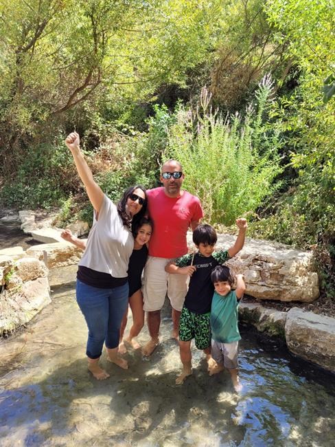 'They're functioning:' Toronto scientist's relatives released from Hamas captivity | iNFOnews.ca 'They're functioning:' Toronto scientist's relatives released from Hamas captivity | iNFOnews.ca