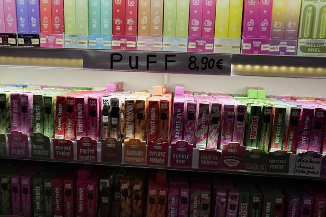 France's parliament considers a ban on single-use e-cigarettes | iNFOnews.ca
