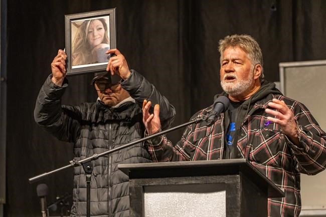 Pass gun bill, father of Ontario shooting victim urges on Polytechnique anniversary | iNFOnews.ca