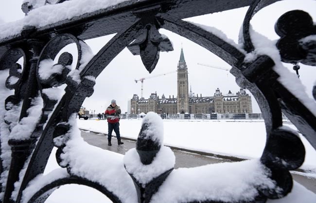 Most Canadians want more federal spending on health care, housing: poll | iNFOnews.ca Most Canadians want more federal spending on health care, housing: poll | iNFOnews.ca